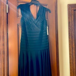 London Times black dress, Size 6